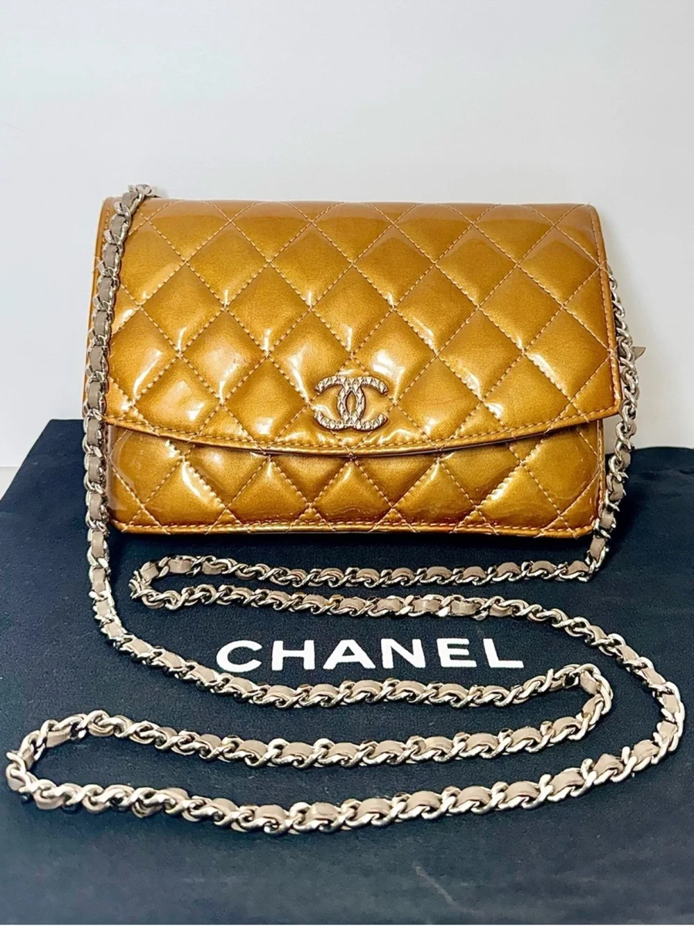 CHANEL Metallic Champagne Gold Quilted Patent Leather Crossbody AUTHENTIC